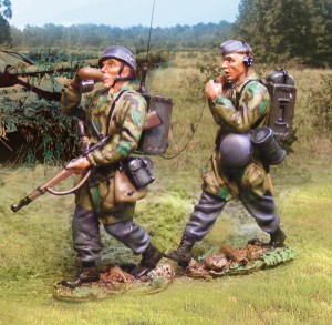 Fallschirm Marching Radio Team — оловянные солдатики AGES